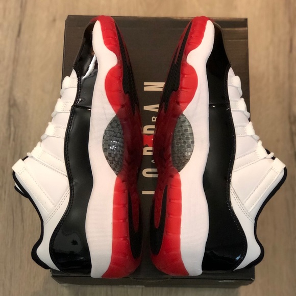 🛑SOLD🛑Nike Air Jordan Retro 11 Low 528896-160 - Picture 6 of 15